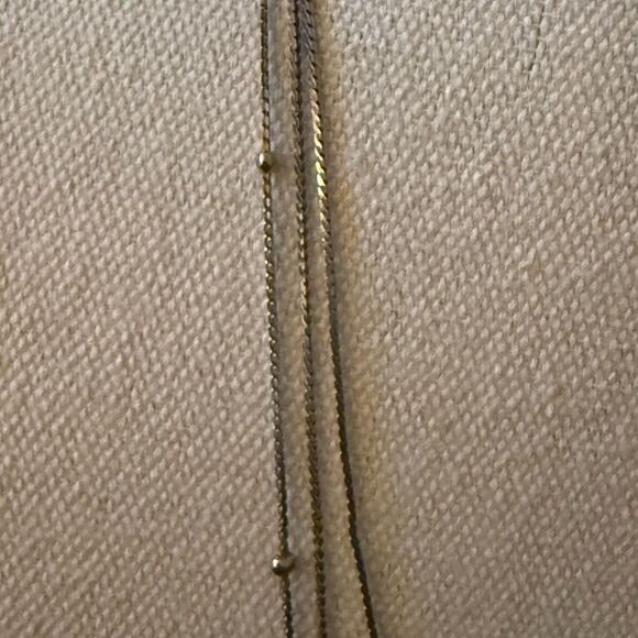 Vintage 3 Tier Silver Tone Cobra Chain Necklace with ball detail. - Picture 3 of 4